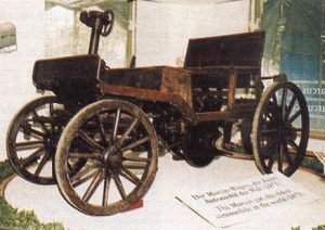 İlk buharlı otomobil Nicolas Cugnot